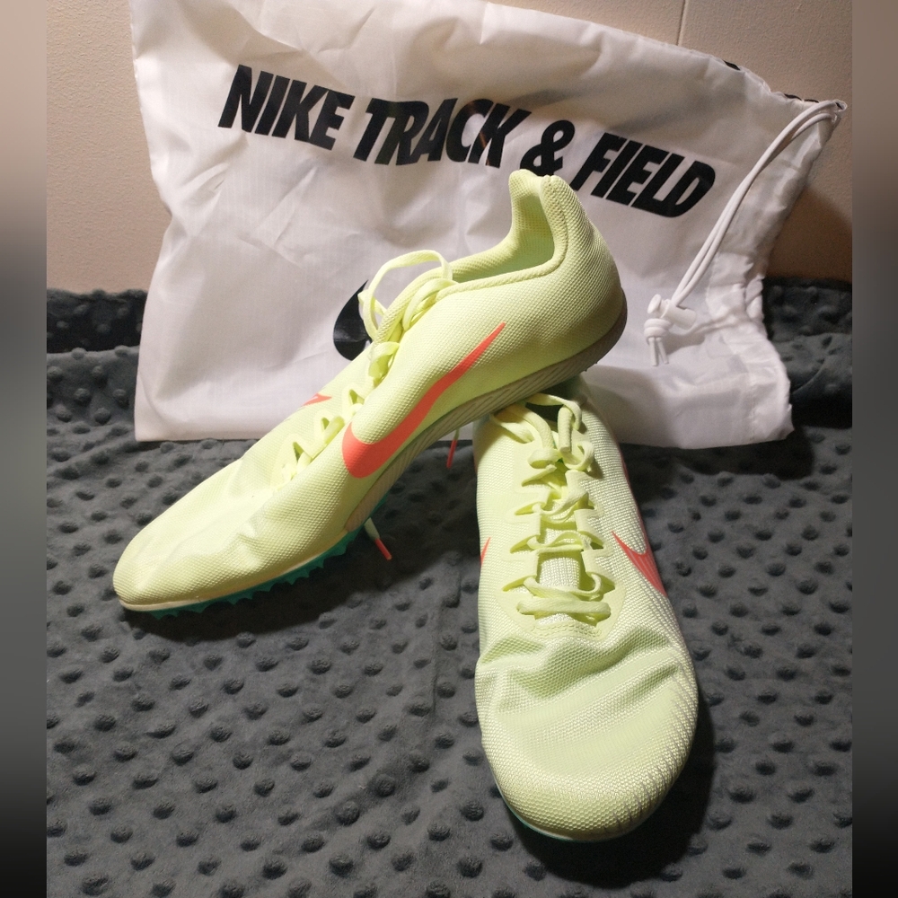 NWOB Nike Zoom Rival M9 Multi-Track (AH1020-700) Cleats - Size 14